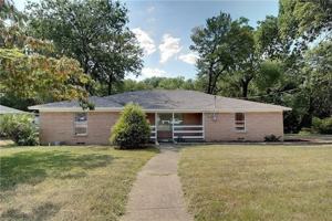 featured image of 8115 Claremont Dr