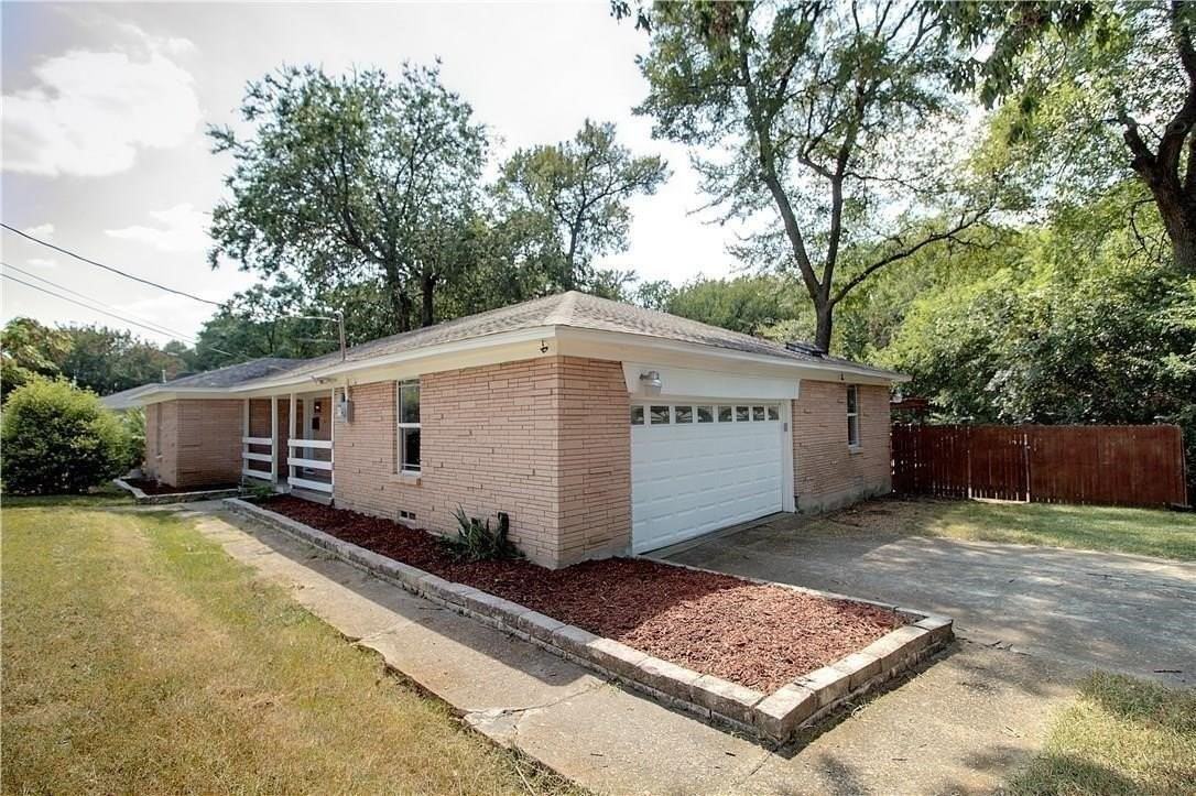 8115 Claremont Dr - Photo 2 of 26