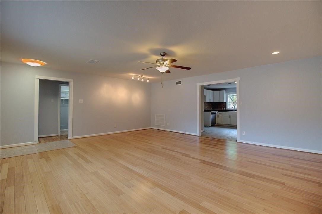 8115 Claremont Dr - Photo 4 of 26