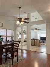 6005 Ivy Glen Dr - Photo 3 of 14