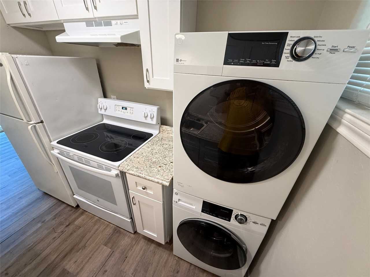 5301 Lovell Ave #5303 - Photo 7 of 19