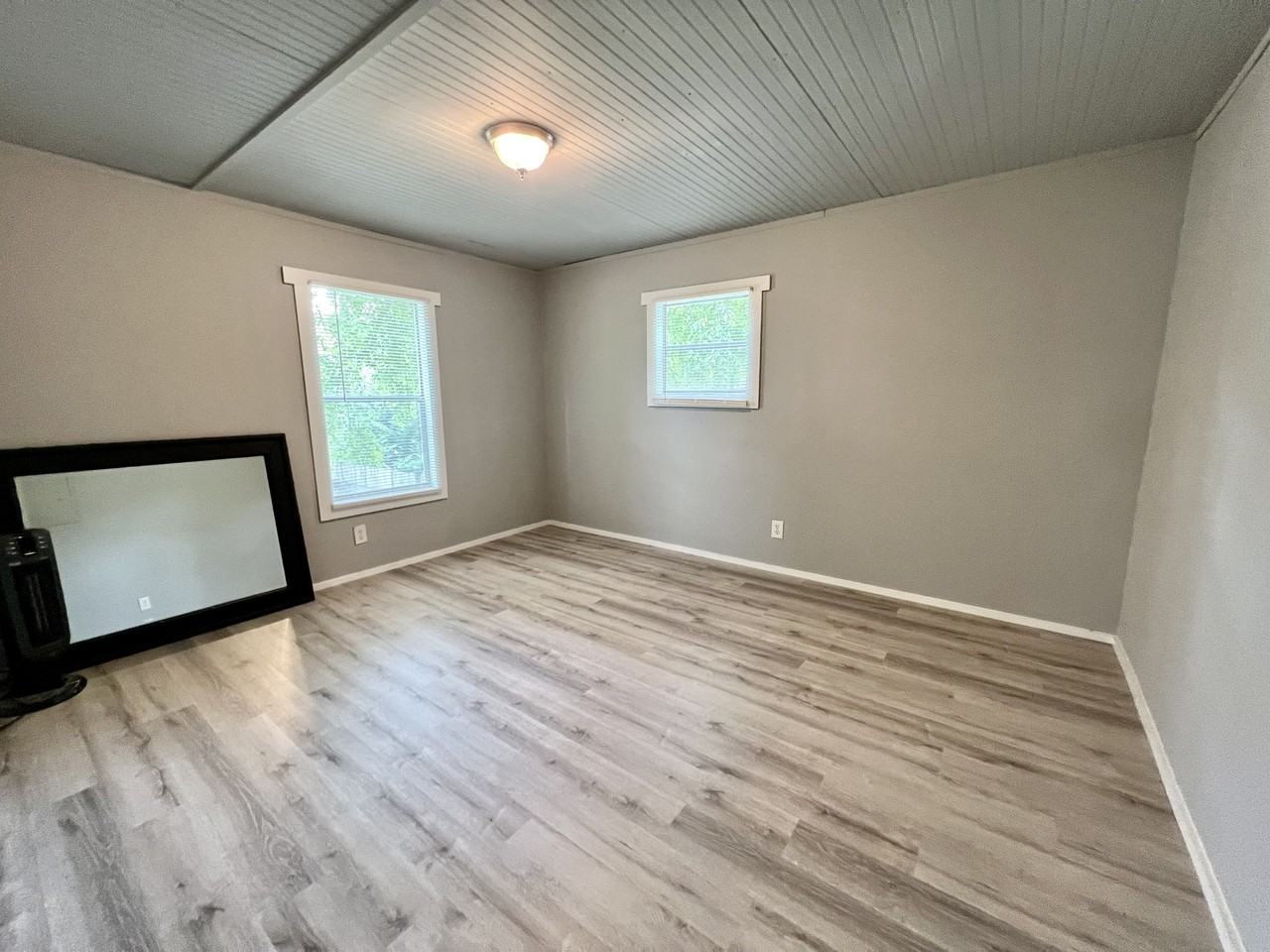62 Mandalay Dr #1 - Photo 2 of 7