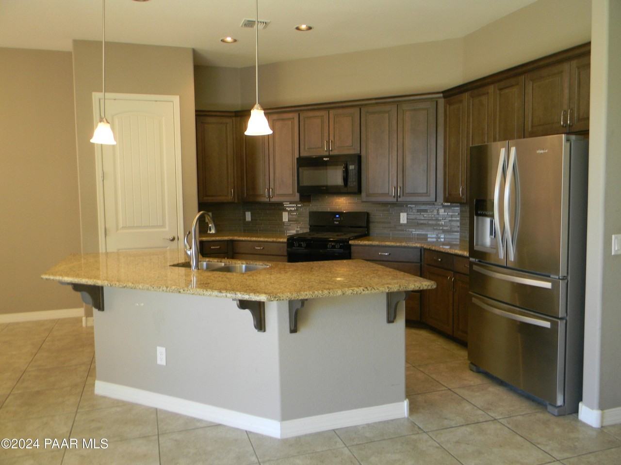 6189 E Belton Ln - Photo 4 of 19