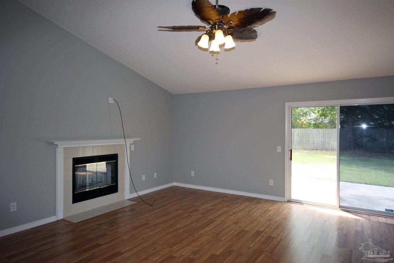 8454 Ferlon Ave - Photo 2 of 29