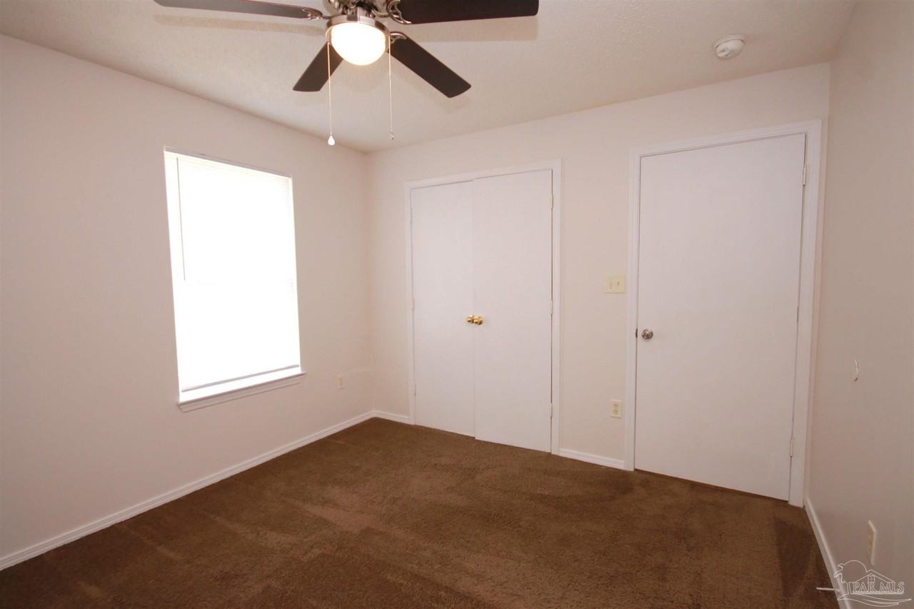 624 N G St - Photo 6 of 11