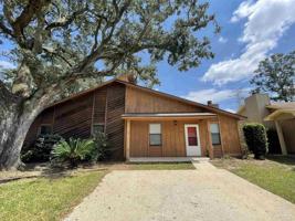 featured image of 7812 Deborah Dr