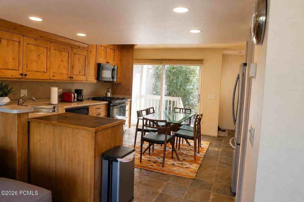 3 Wilson Ct - Photo 3 of 20