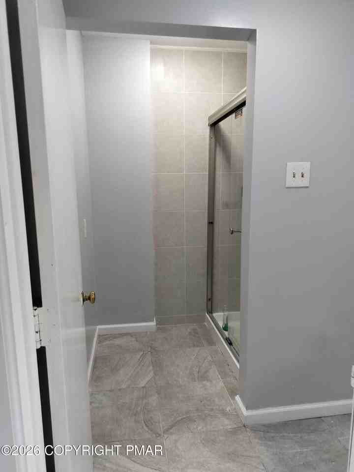 141 Grove St - Photo 5 of 24