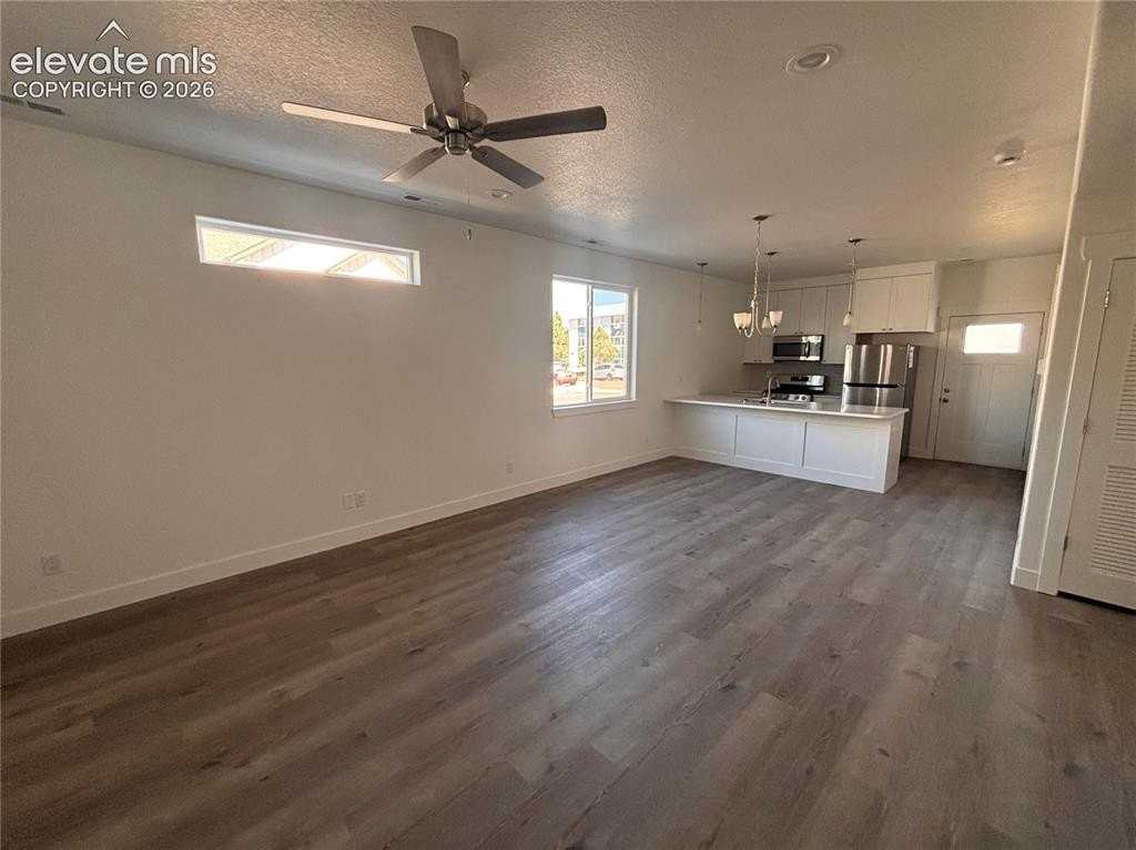 3658 Byram Pt - Photo 3 of 20