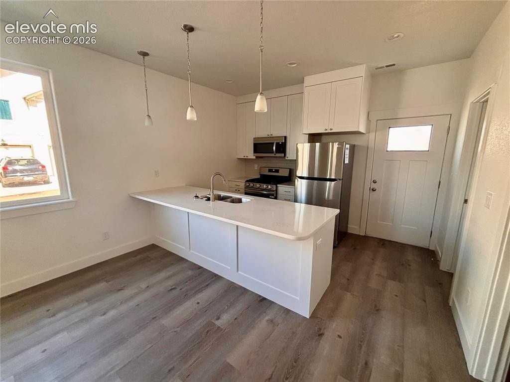 3658 Byram Pt - Photo 4 of 20