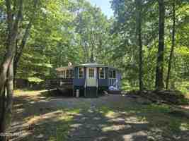 featured image of 127 Longridge Dr