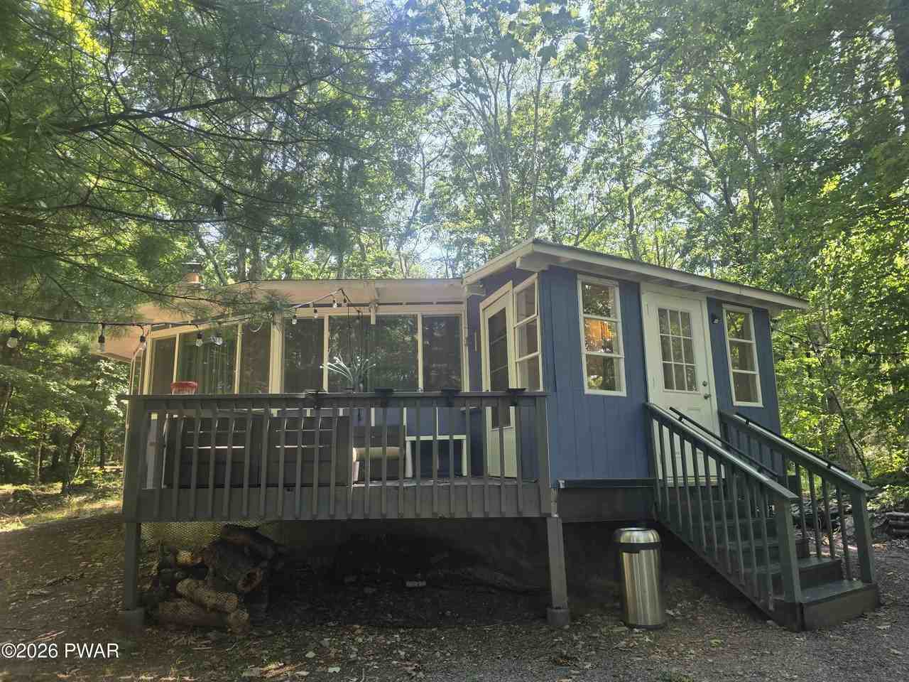 127 Longridge Dr - Photo 3 of 6