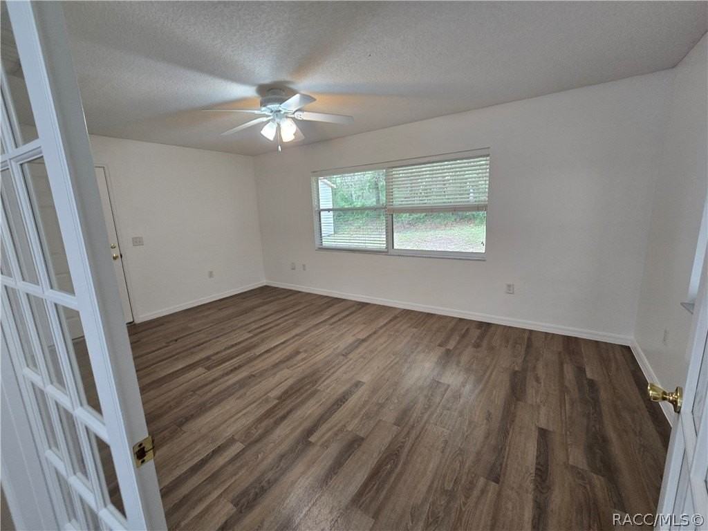 292 N Fitzpatrick Ave - Photo 5 of 24