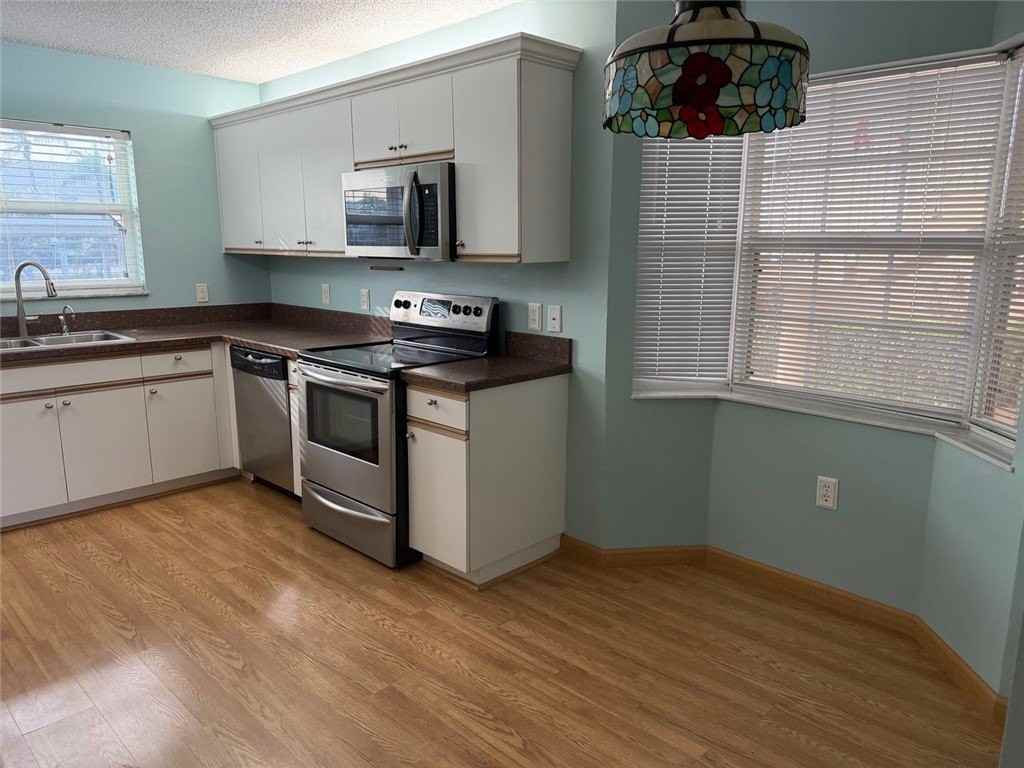 670 E Lake Jasmine Cir #106 - Photo 6 of 19