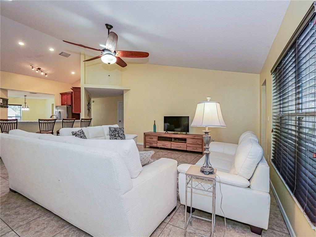 865 Beard Ave - Photo 7 of 27