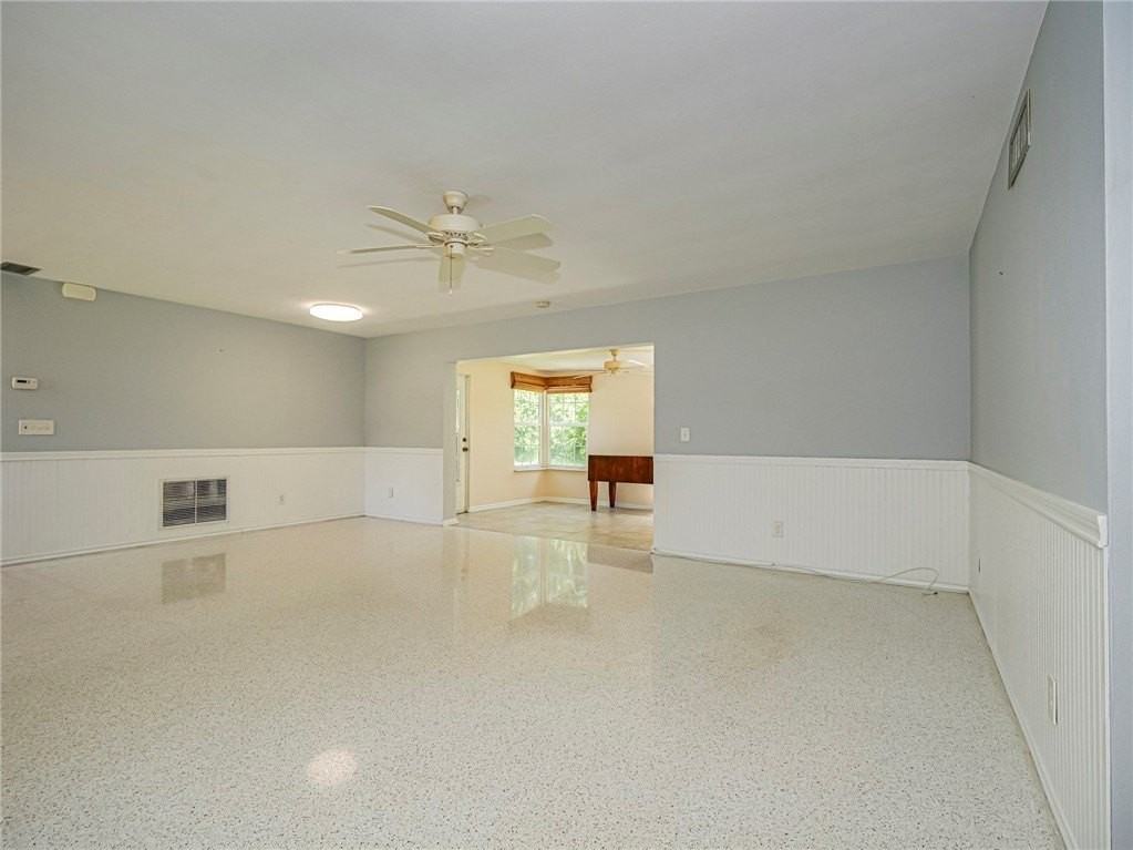 2616 15th St - Photo 6 of 31