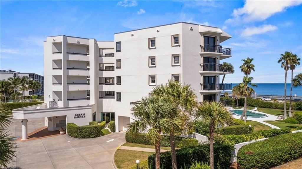 4101 Ocean Dr #PHA - Photo 3 of 36