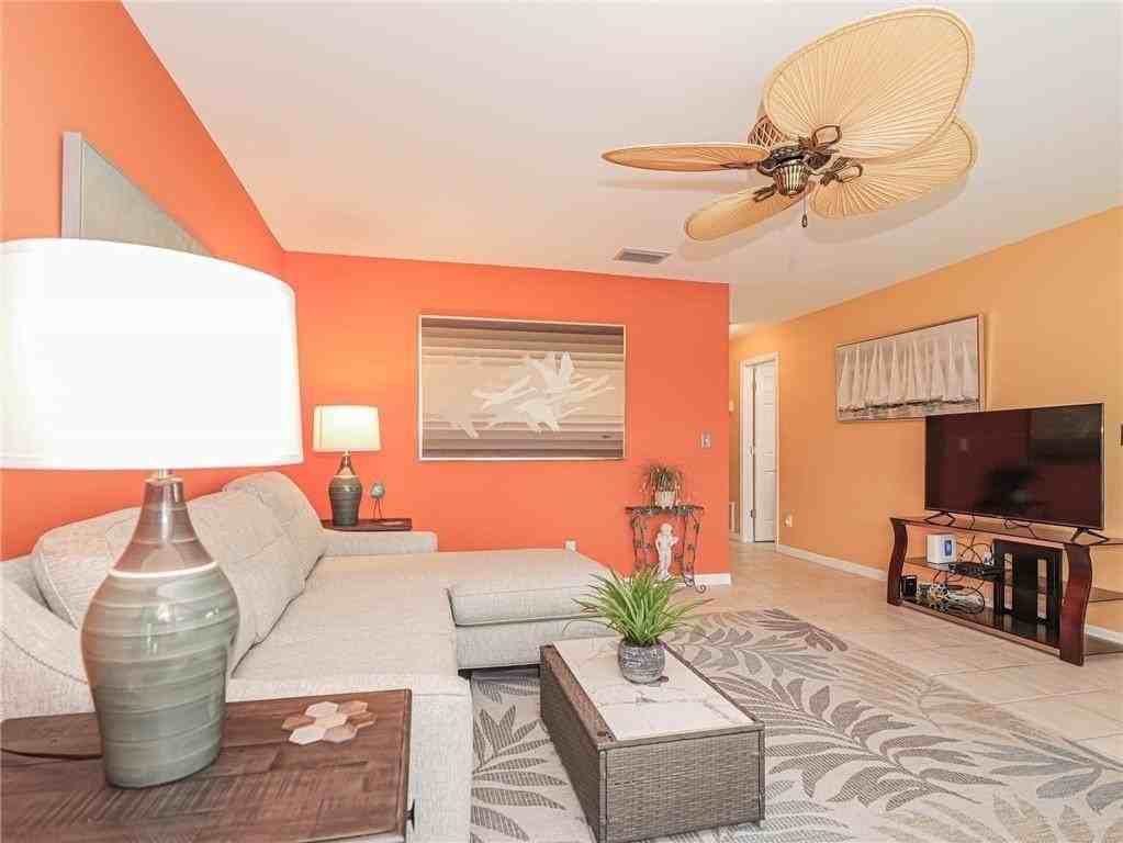 55 Woodland Dr #206 - Photo 7 of 36