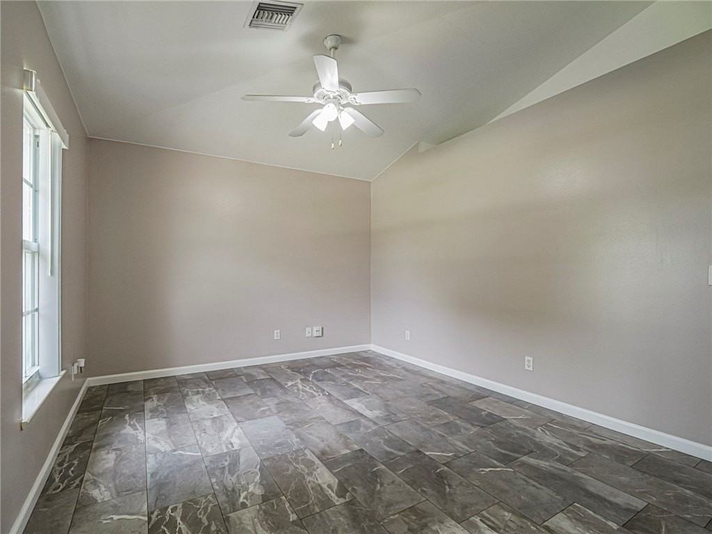 1456 25th Ct Sw - Photo 5 of 20