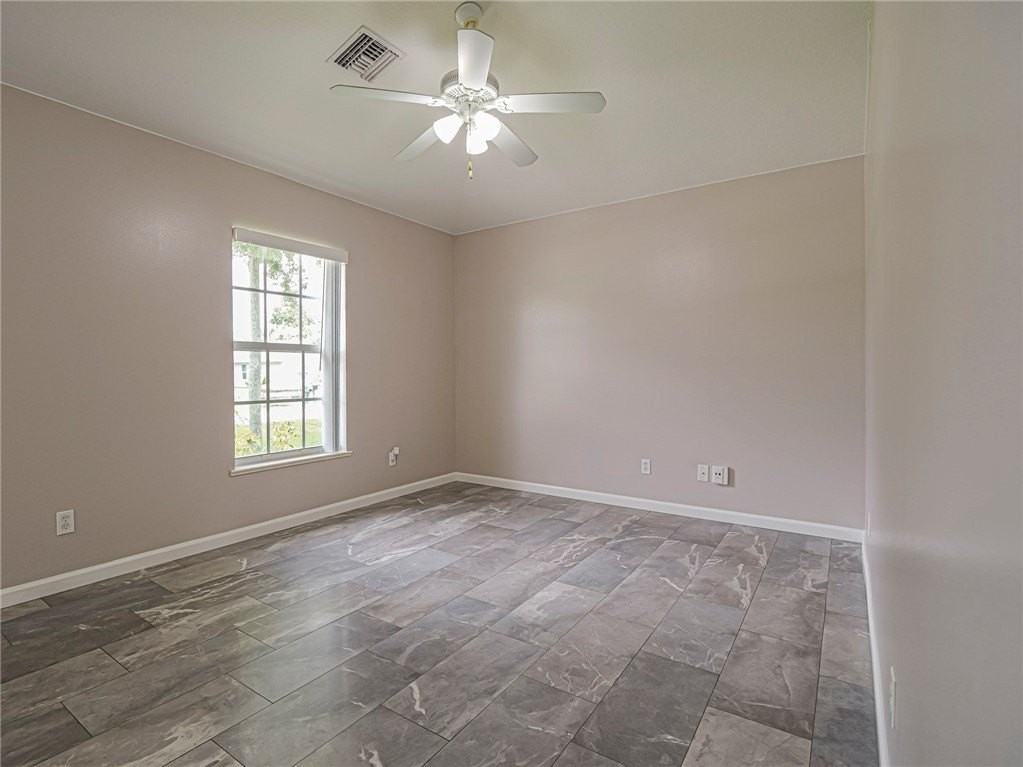 1456 25th Ct Sw - Photo 7 of 20