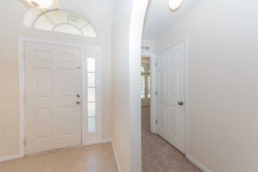 141 Morgan Cir - Photo 5 of 33