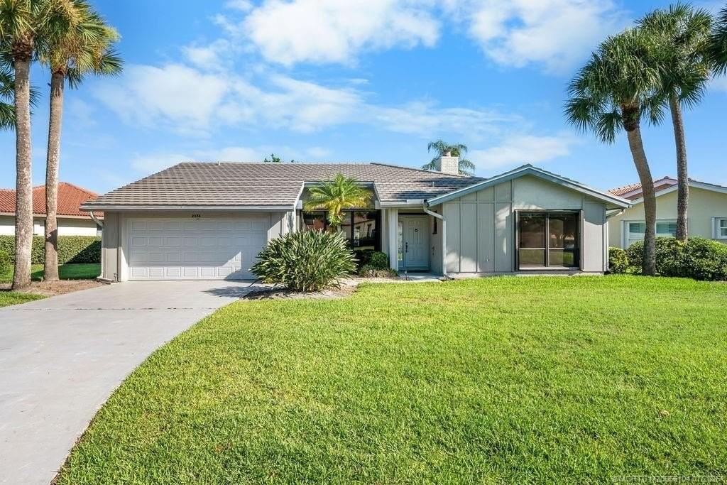 2386 Sw Creekside Dr