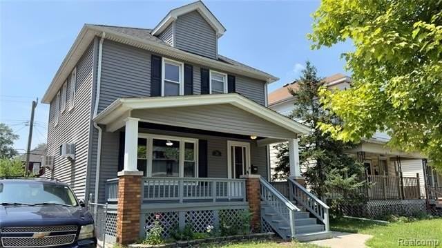 130 Elm St - Photo 3 of 20