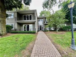 featured image of 1113 N Old Woodward Ave #41