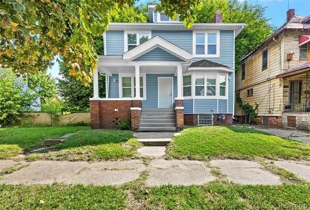3196 Helen St - Photo 2 of 34