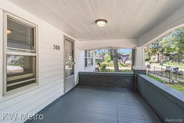 508 Parkdale Ave - Photo 3 of 17