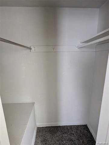 8284 Schaefer Hwy - Photo 7 of 9