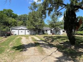 featured image of 20797 Negaunee St