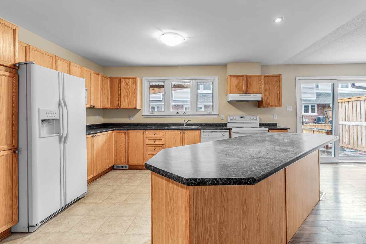 134 Monterey Drive - Photo 3 of 24