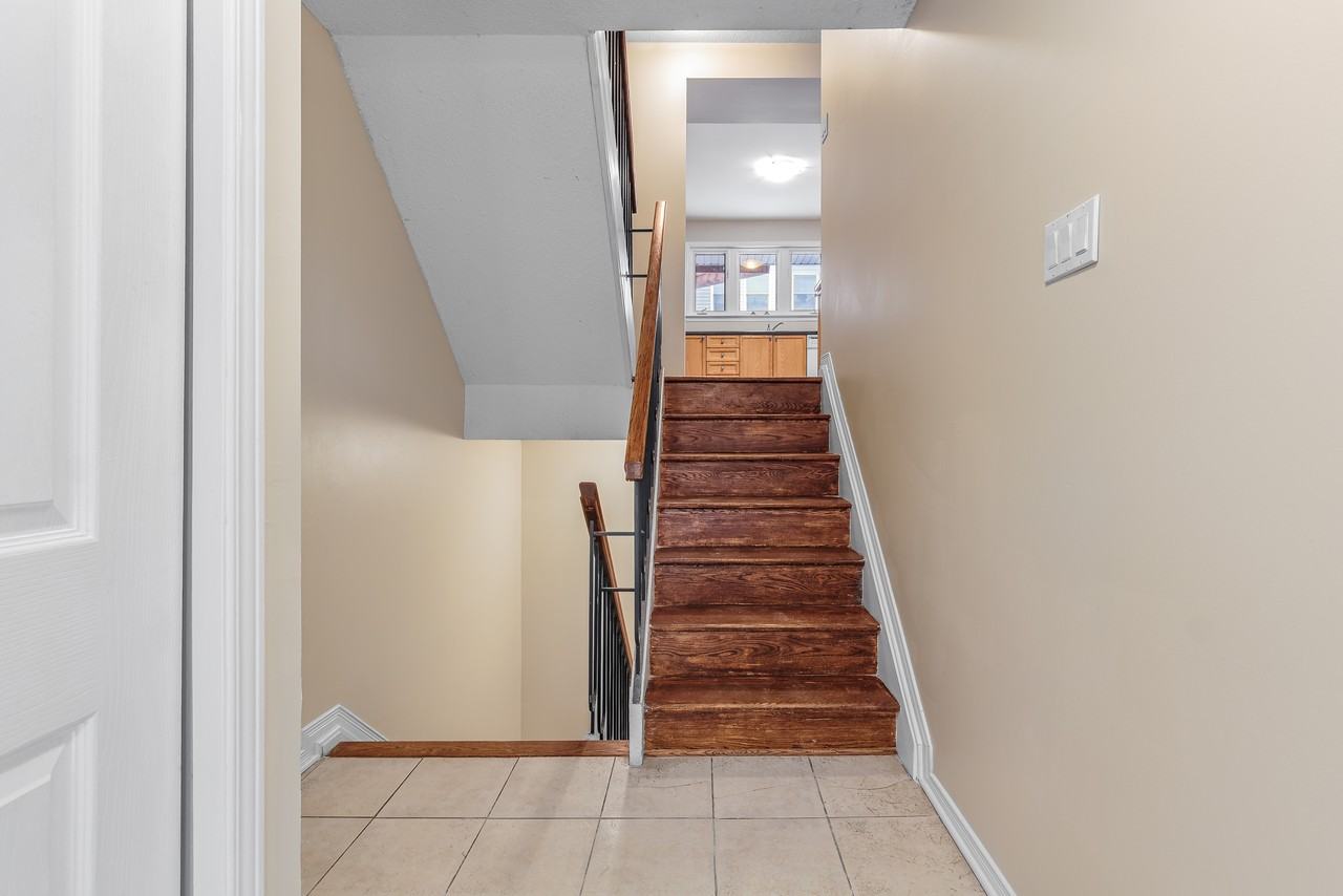 134 Monterey Drive - Photo 7 of 24