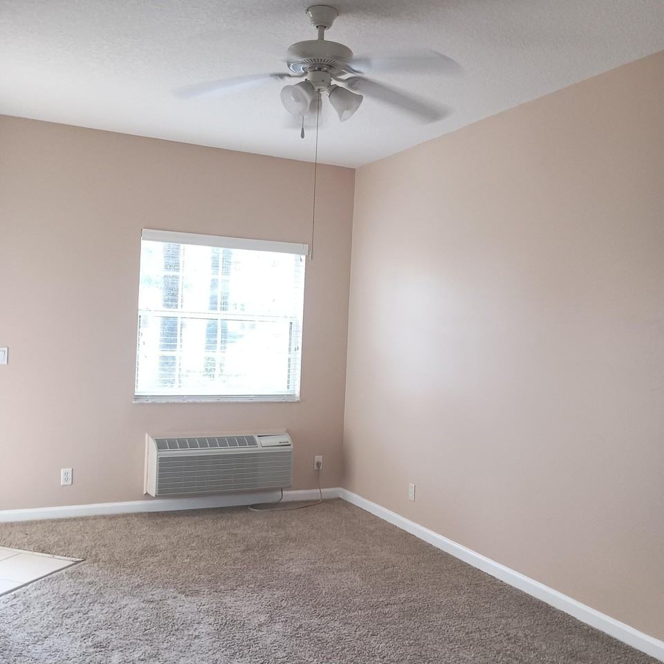 8004 Carnoustie Pl #B - Photo 6 of 28