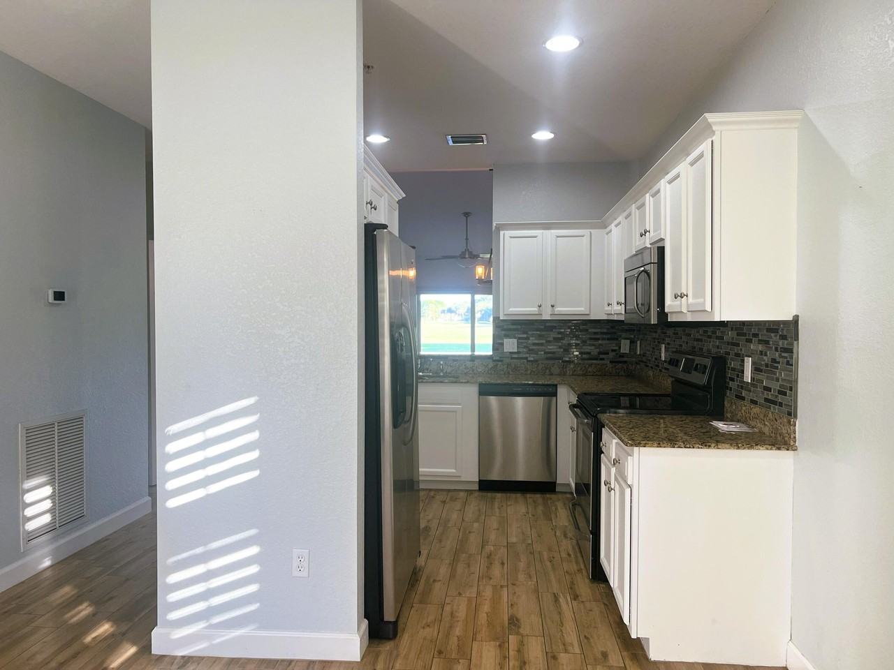 4210 Gator Trace Cir - Photo 5 of 22