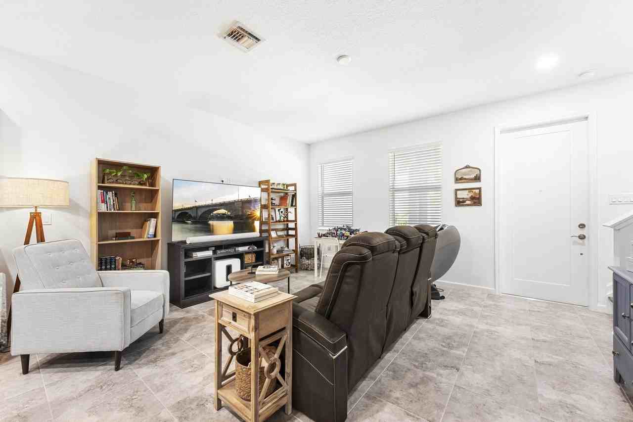 16417 Mirabell Manor Ln - Photo 7 of 38