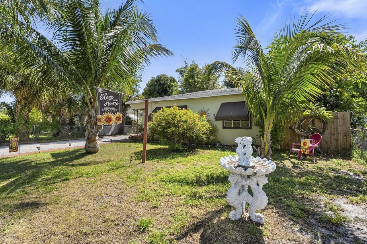 3032 Stanford Rd - Photo 5 of 33