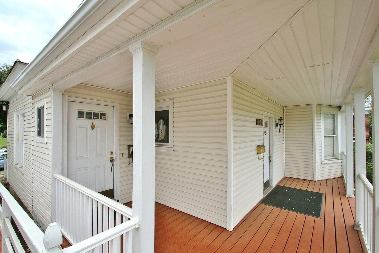 436 Elm Ave Sw #A - Photo 2 of 33