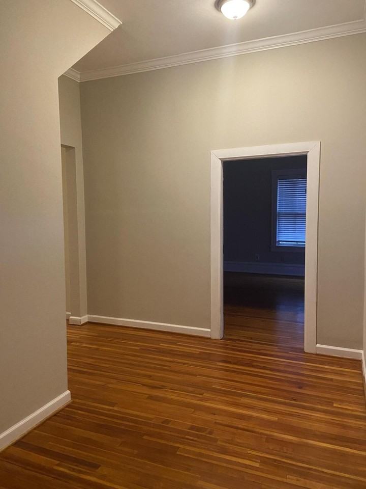 436 Elm Ave Sw #A - Photo 5 of 33