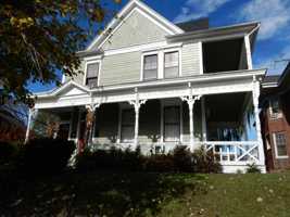 featured image of 379 Walnut Ave Sw #4