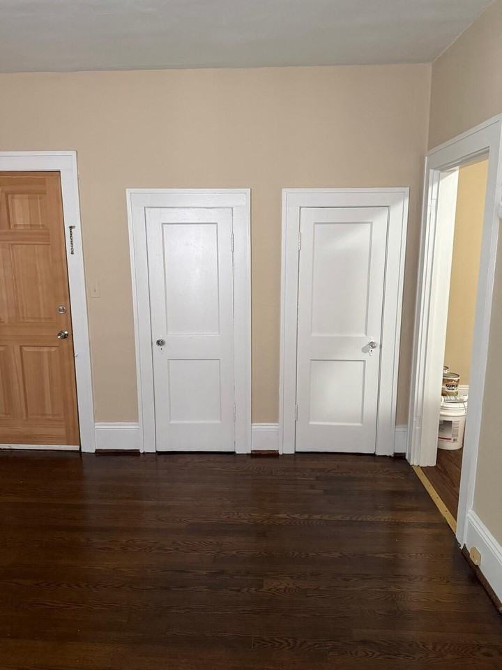 2037 Laburnum Ave Sw #2 - Photo 7 of 20
