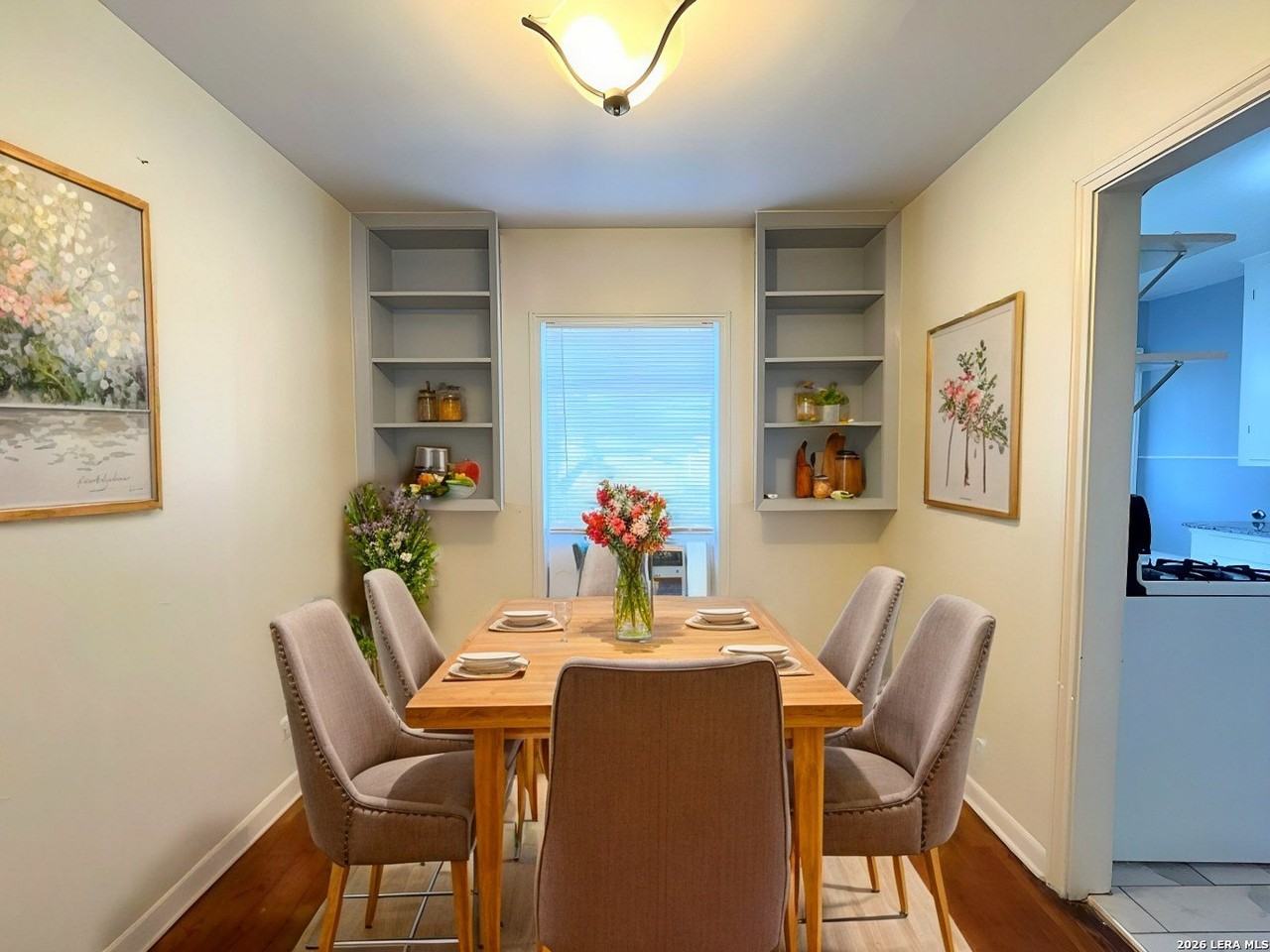 2519 Cincinnati Ave - Photo 4 of 31