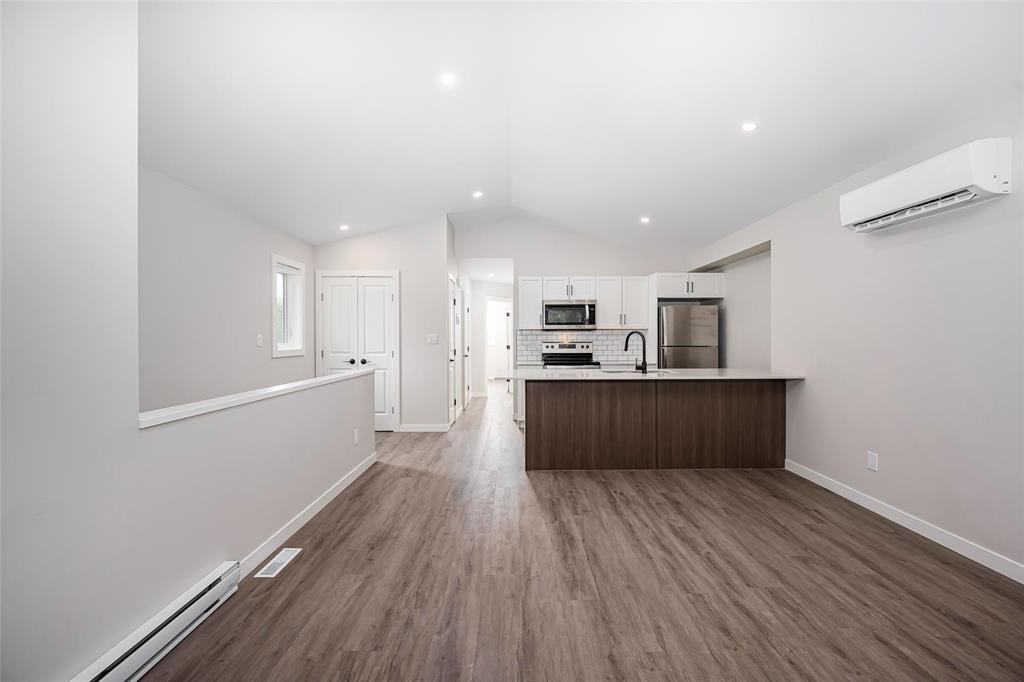 5 120.5 Imperial Ave - A #A - Photo 6 of 10