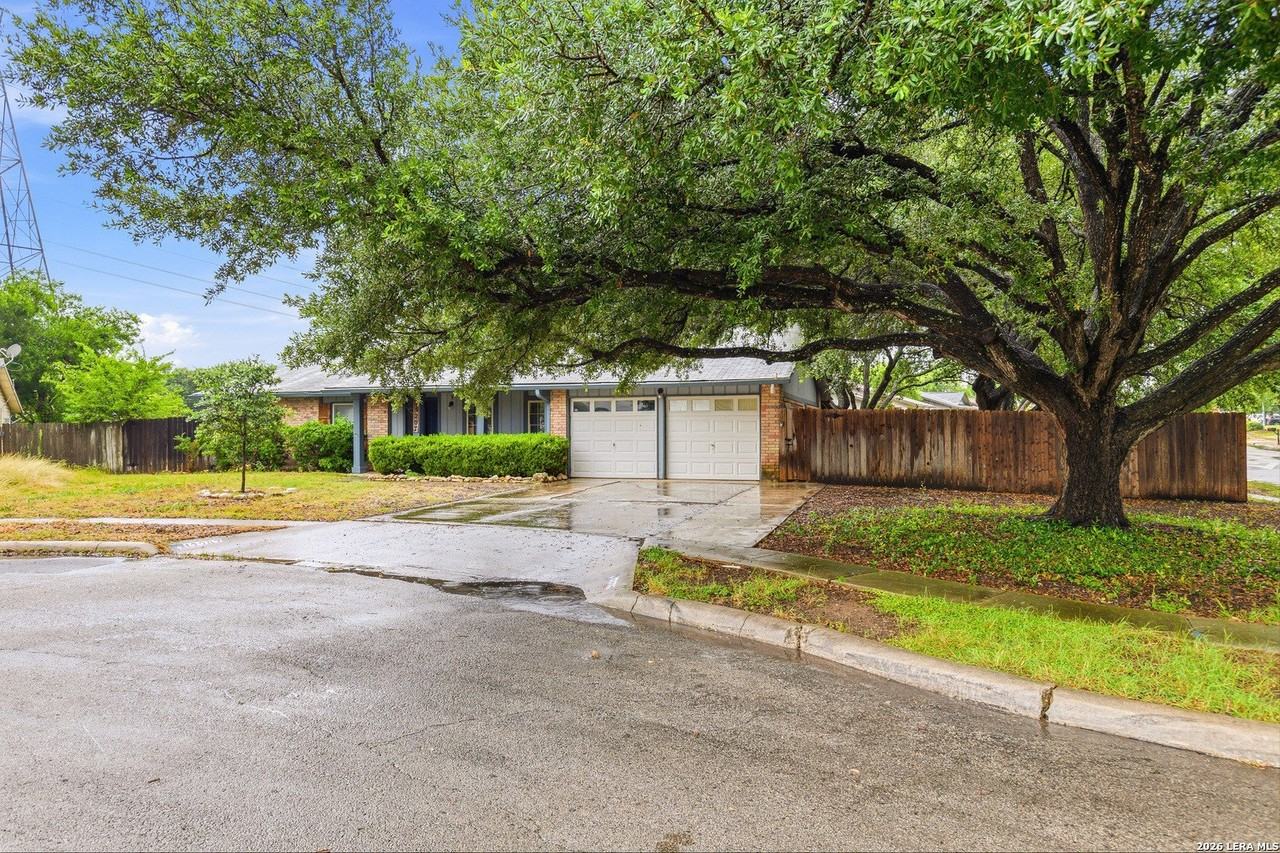 13207 Monte Rio - Photo 2 of 24