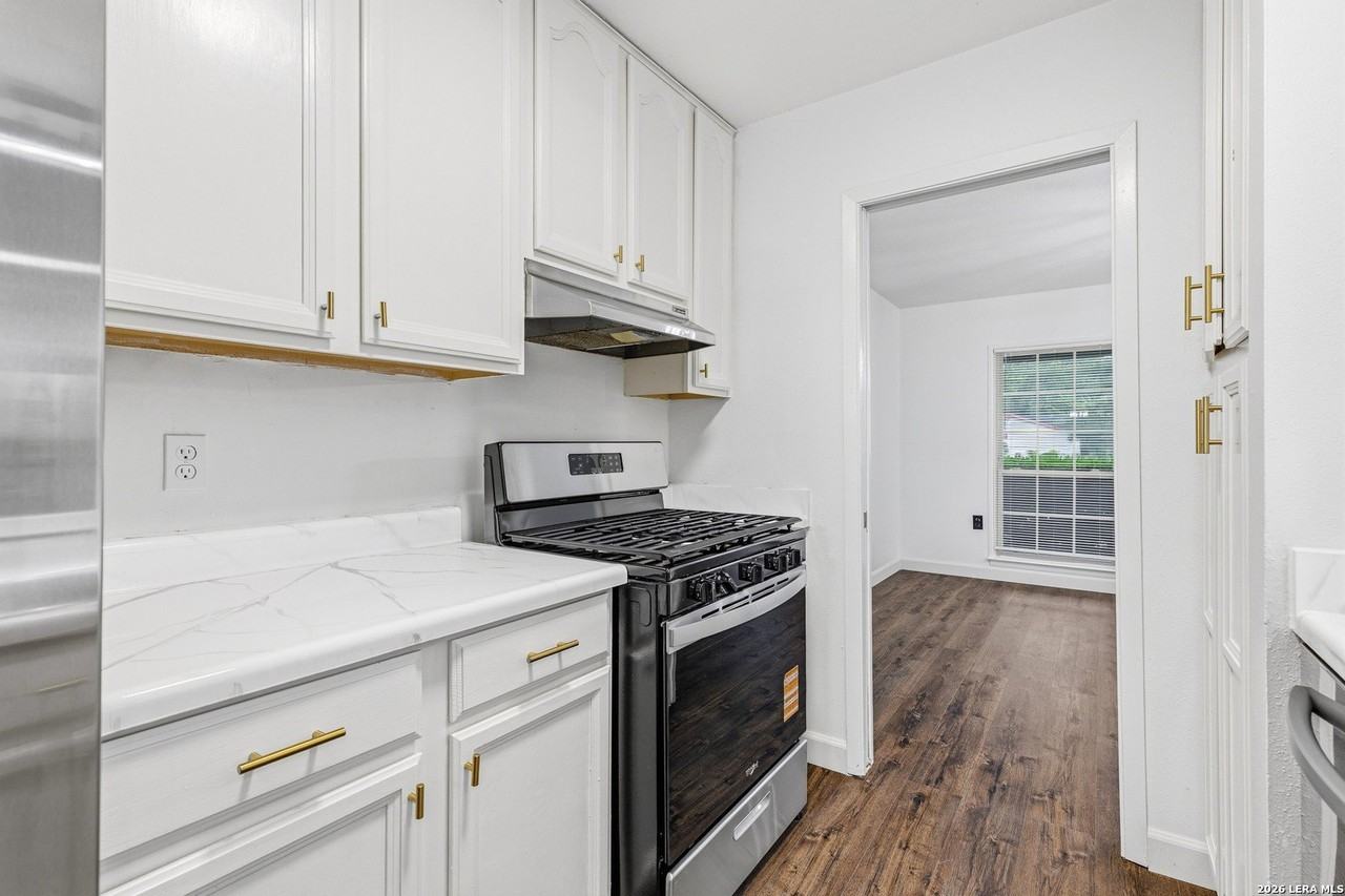 13207 Monte Rio - Photo 6 of 24