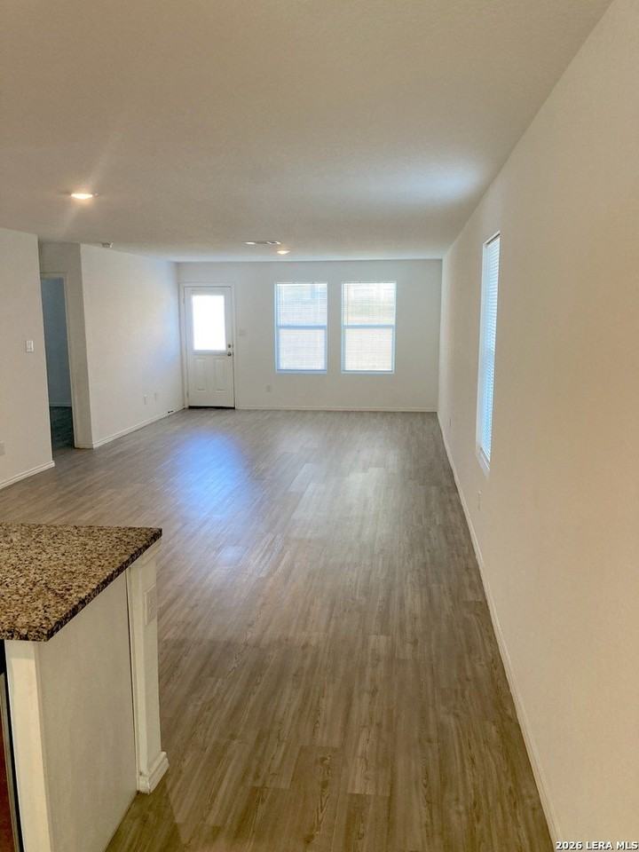 2906 Millikan Dr - Photo 2 of 16