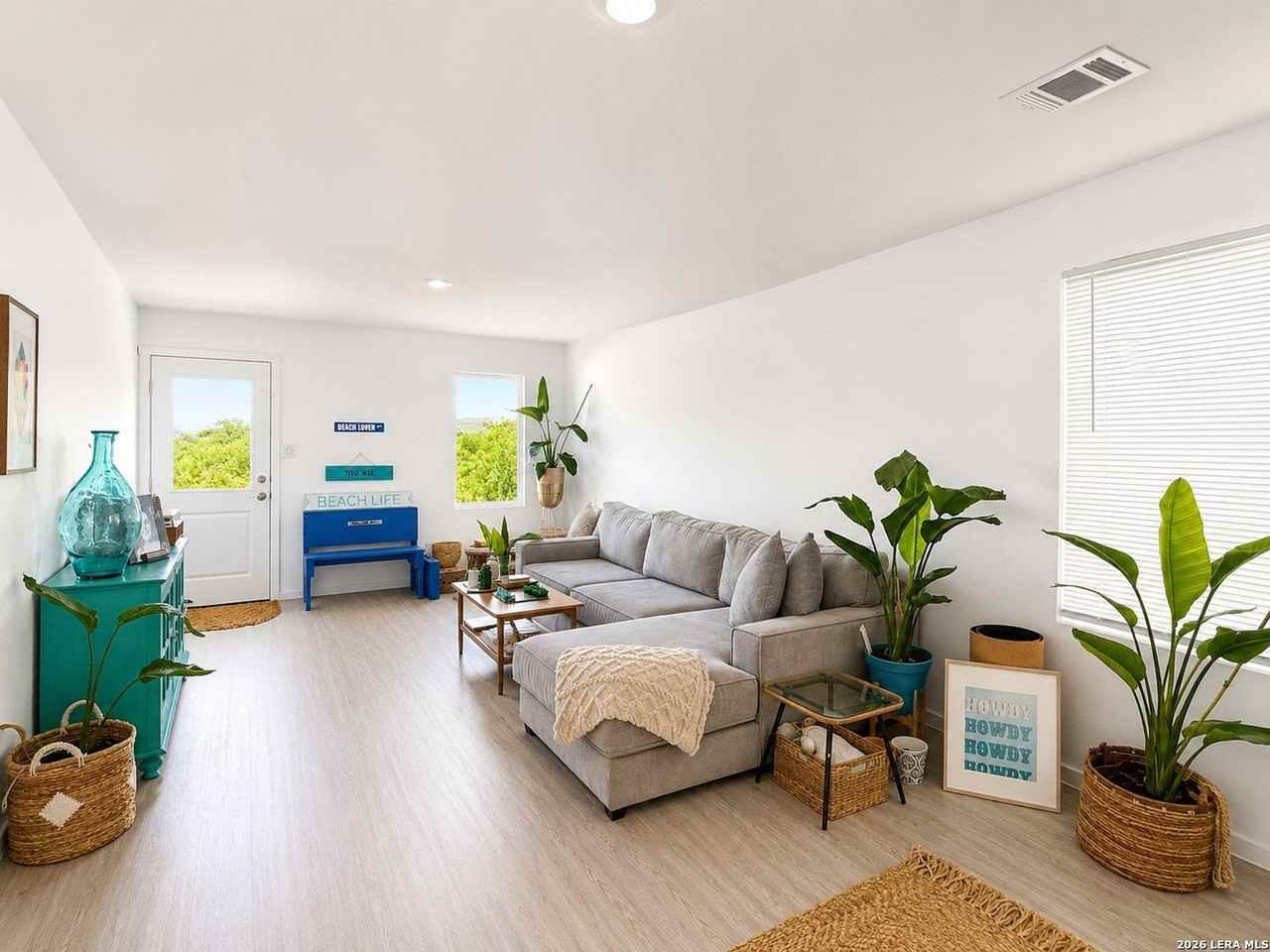 8630 Astral Pl - Photo 2 of 18