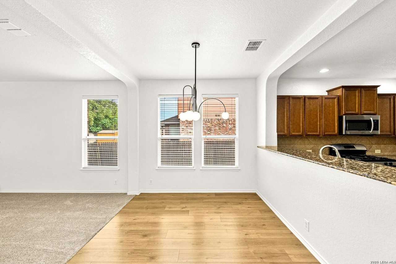 13515 Ashmont Ter - Photo 3 of 48