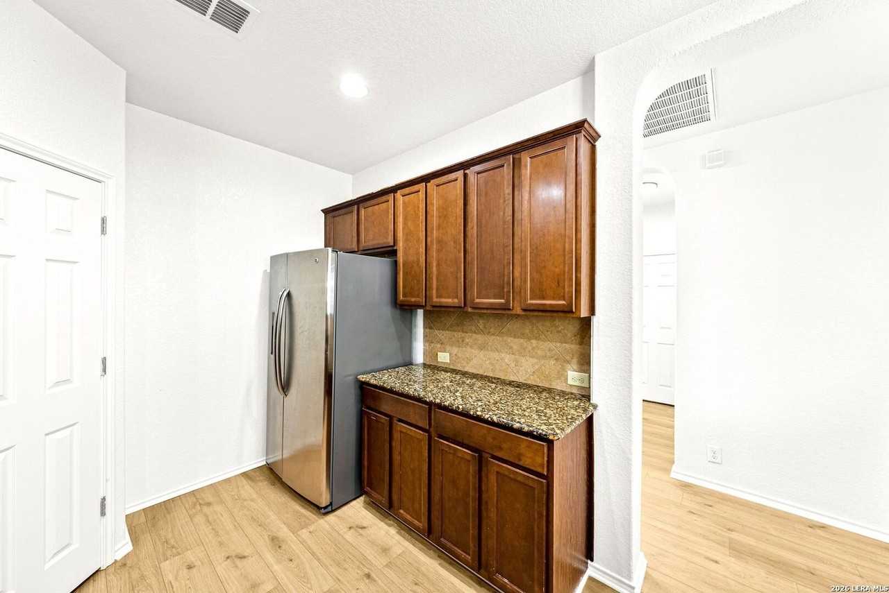 13515 Ashmont Ter - Photo 5 of 48